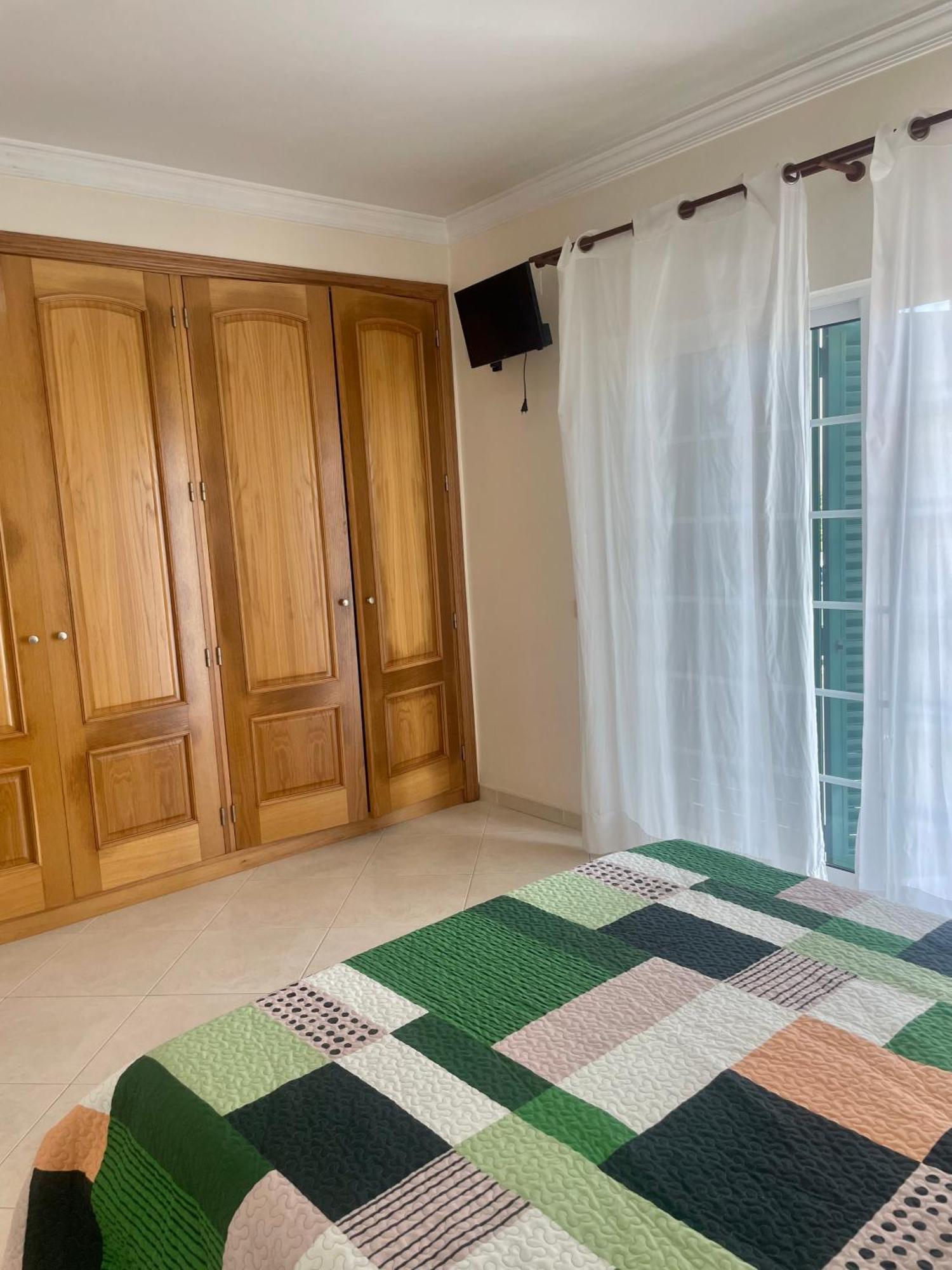 Maison Familiale Avec Terrasse, Bbq Albufeira Ngoại thất bức ảnh